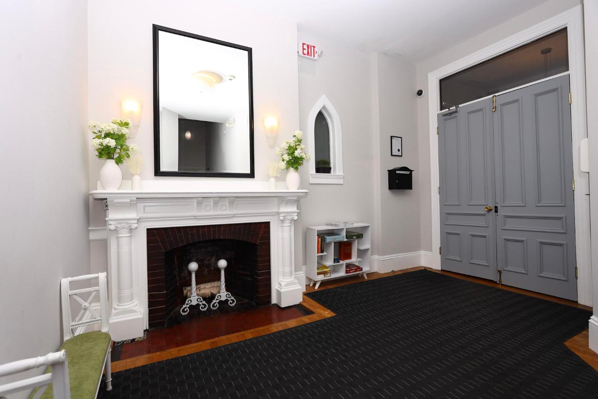 Stylish Newbury Street Studio, #4 Boston Exterior foto